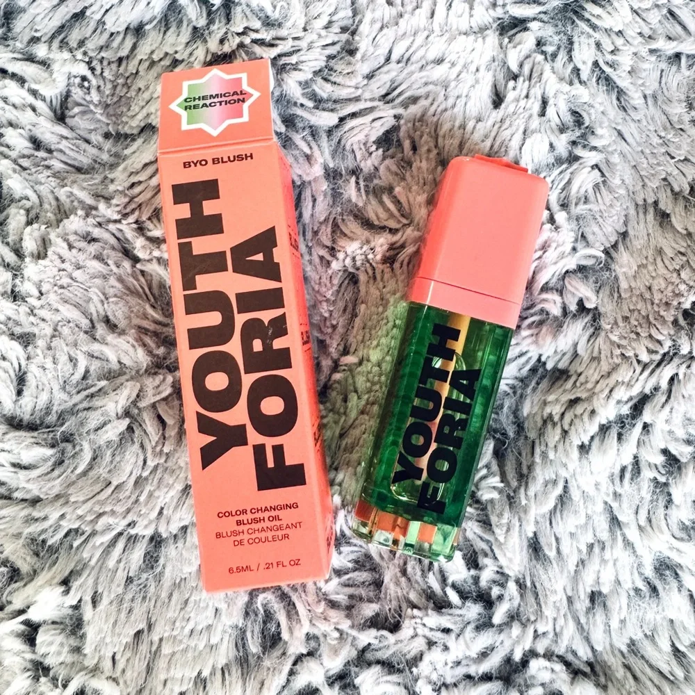 Youth Foria BYO Blush Color Changing Blush Oil